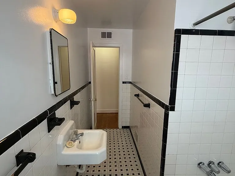 3532 Floyd Avenue — Photo 31