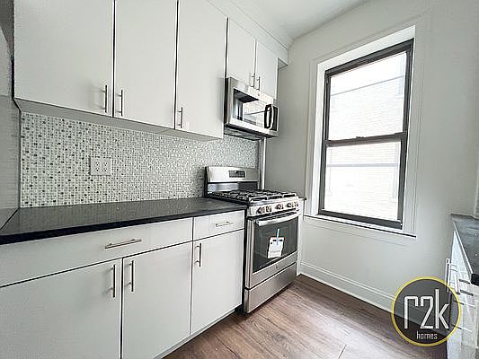 2nd image of 41-16 51st St #5G