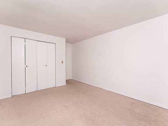 5th image of 14525 NE 6th Pl APT 3