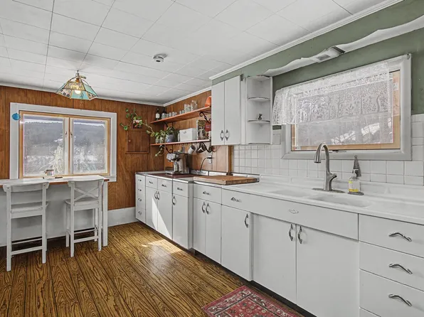 422 US Route 2, Middlesex, VT 05602