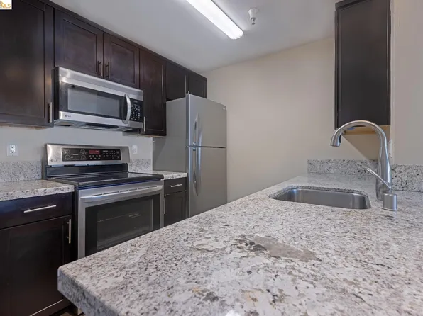 6400 Christie Ave APT 3213, Emeryville, CA 94608