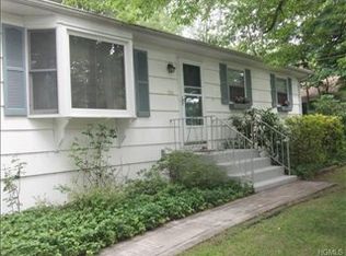 330 Ehrhardt Rd, Pearl River, NY 10965