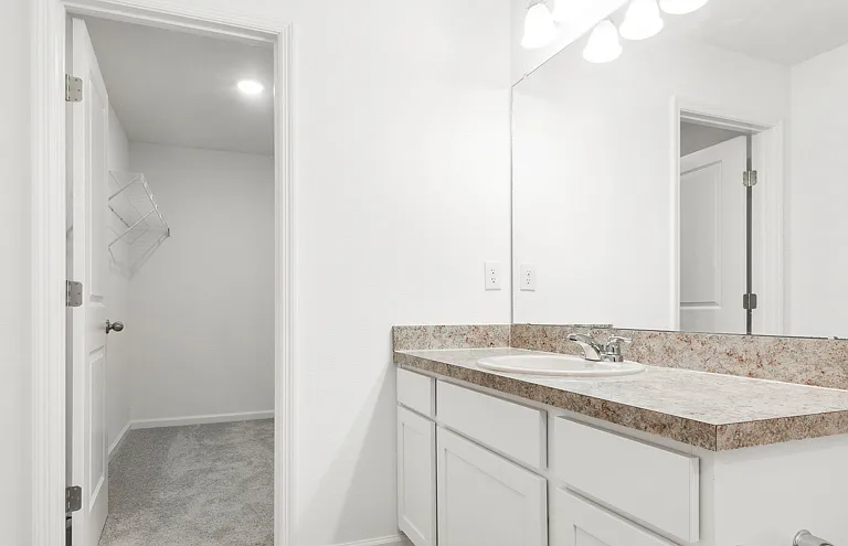 Beacon at Arbours Townhomes — Photo 6