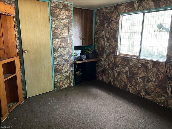 5th image of 7637 Hart Dr