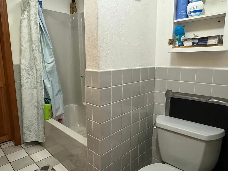152 Chelsea St #1 — Photo 6