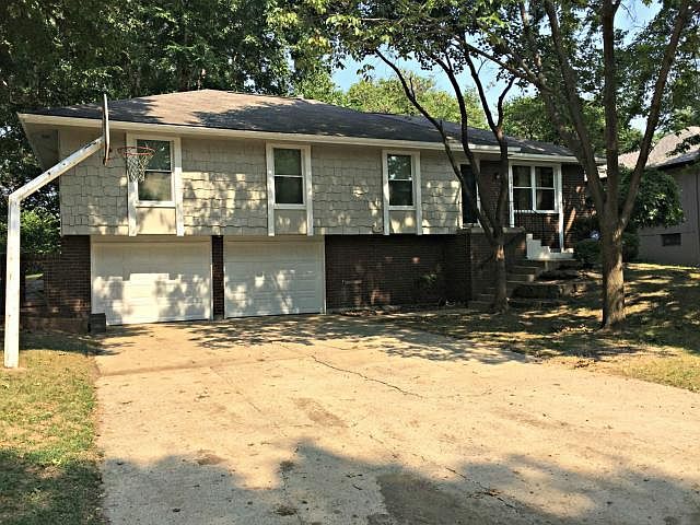 1st image of 1112 S 21st St