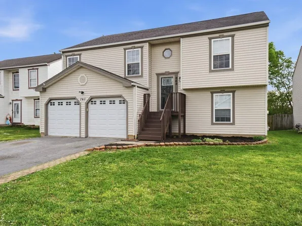343 Oak Village Dr, Columbus, OH 43207