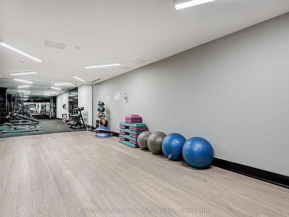 4th image of 1238 Dundas St E #813
