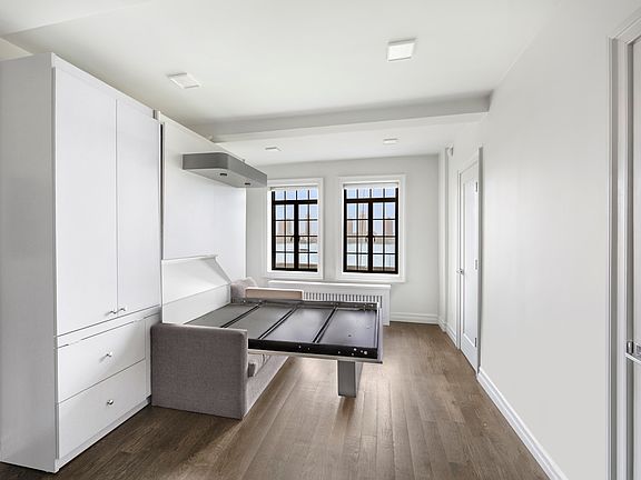 5th image of 5 Tudor City Pl APT 326