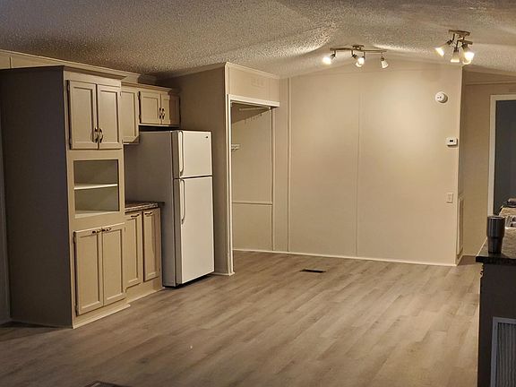 Large, open living area and eat-in kitchen. Washer and dryer included!