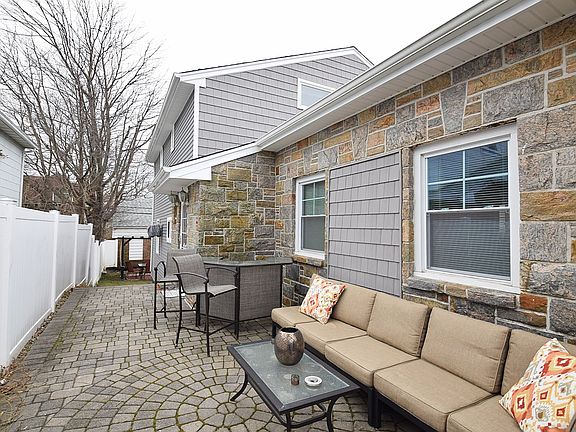 Outdoor Entertaining Space