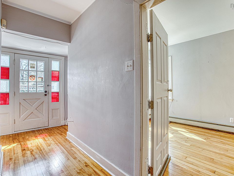 1st image of 6983 Chebucto Rd