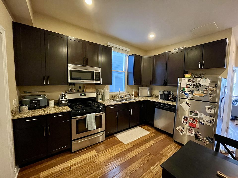 1st image of 3113 N Southport Ave APT 2