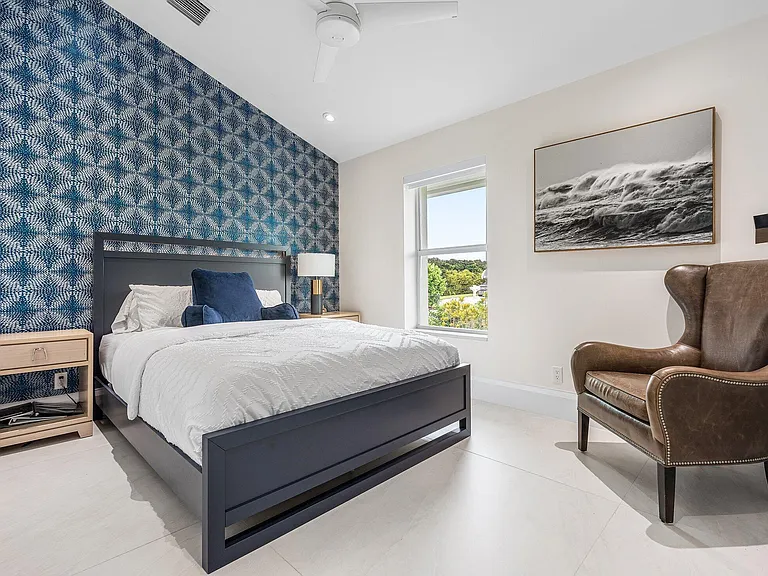11863 Lake Shore Pl — Photo 29