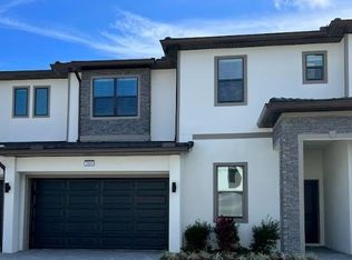 1439 Butterfly Milkweed Ct, Davenport, FL 33837
