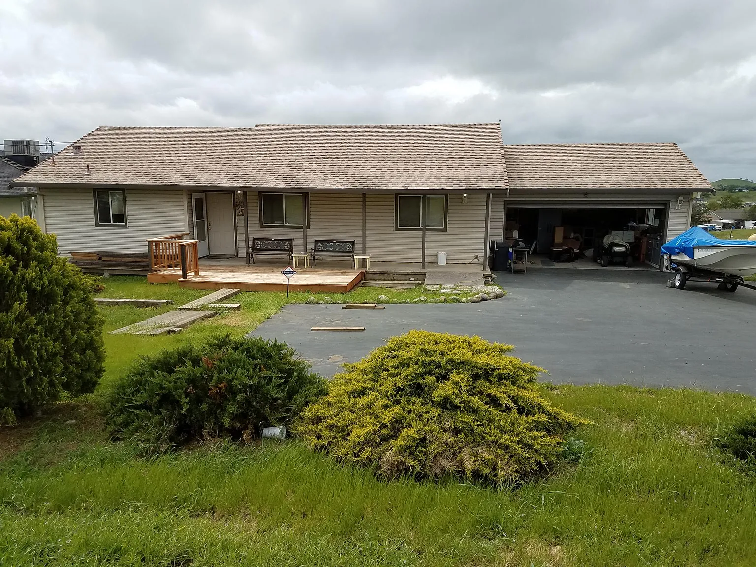 4271 Coyote Dr photo 1