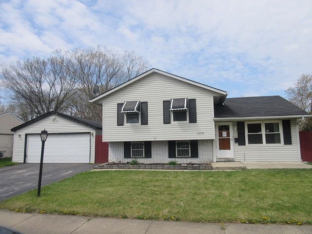 1st image of 22216 Latonia Ln