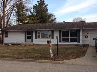 215 W Gail St Goodfield, IL 