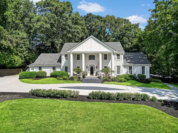 720 River Gate Dr, Sandy Springs, GA 30350