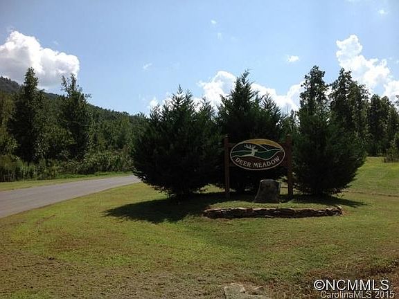 4th image of 4&5 Deer Meadow Cir