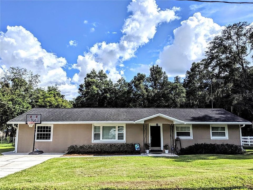 1st image of 36816 Center Ave