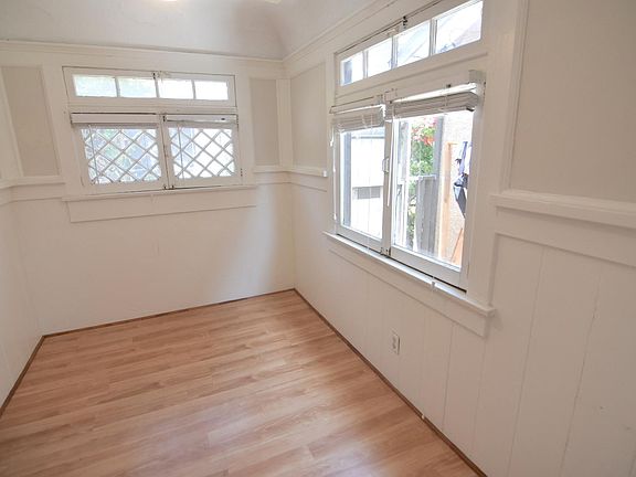 4th image of 40 Clubhouse Ave APT 1/4