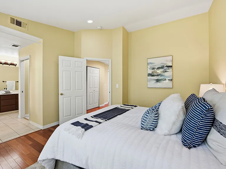 3488 Hart Cmn — Photo 24