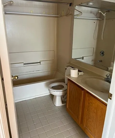 321 Waterford Dr #321 — Photo 10
