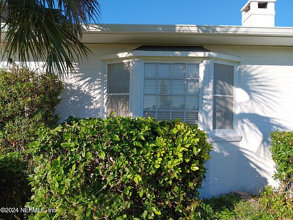 4th image of 1717 N OLEANDER Avenue