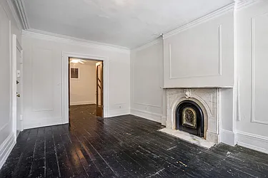 Rented by Moises Farhart, LREB