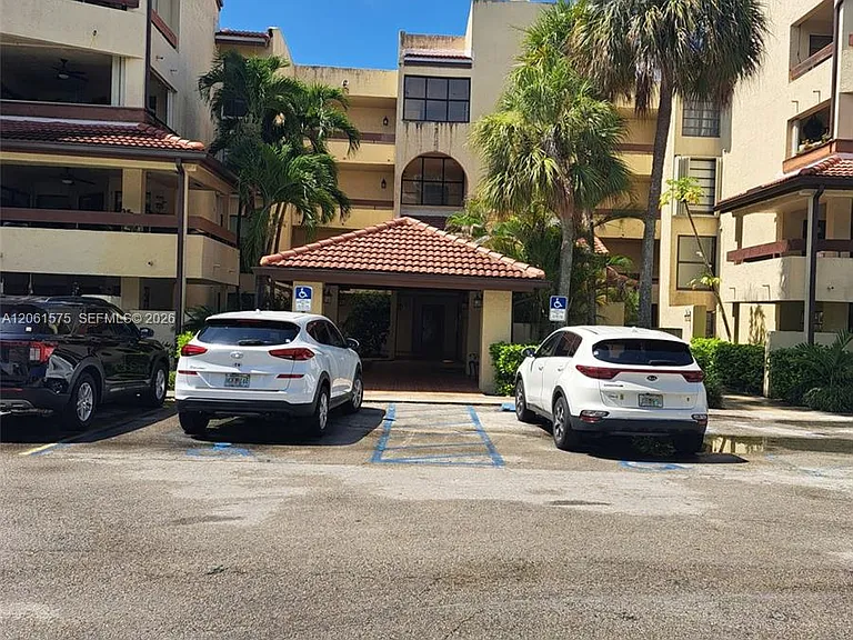 8860 SW 123rd Ct #K402 — Photo 3