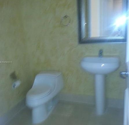 4th image of 18101 Collins Ave APT 4004