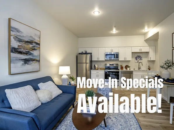 Spacious 1 & 2 Bedroom Apartments | In-Unit Washer/Dryer | Small Pet Friendly
