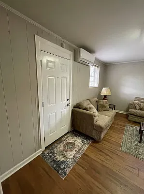 Studio, 950 sqft, $1,500 — Photo 4