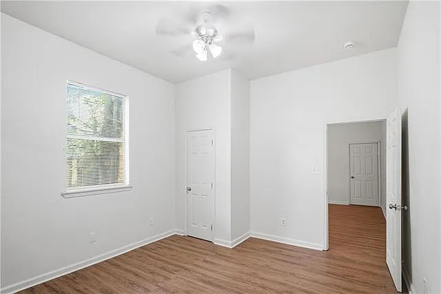 2522 N Prieur St — Photo 10