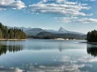 2610 Birds Point Rd, Idleyld park, OR 97447