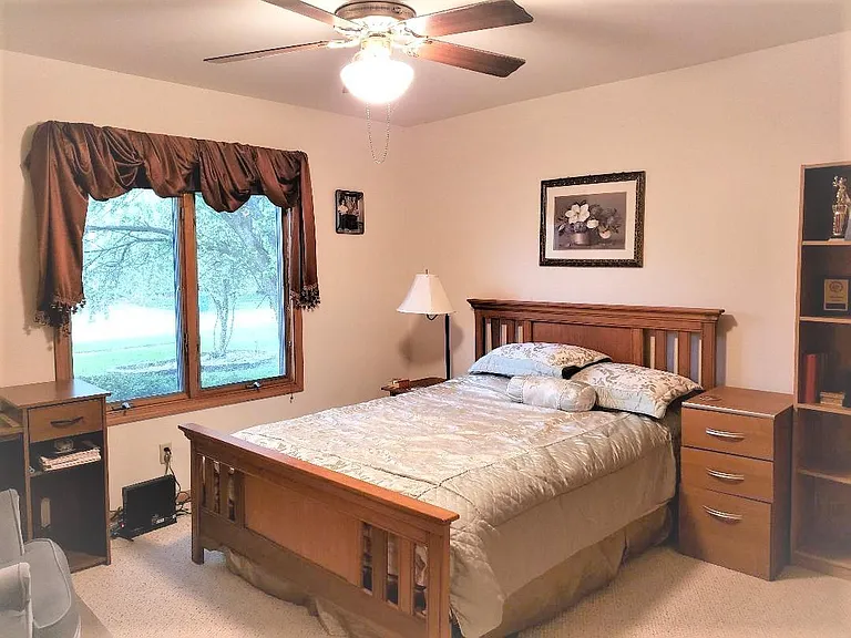 416 Red Wing Ln — Photo 7