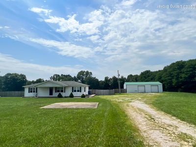699 Cherokee Rd, Brandenburg, KY, 40108