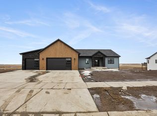3011 44th Ave W, Williston, ND 58801