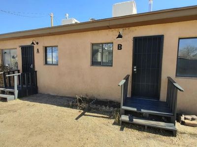 820 Apache Ave NW, Albuquerque, NM, 87102