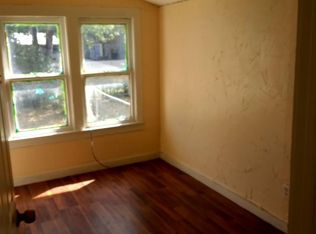 902 Oak St, Graham, TX 76450