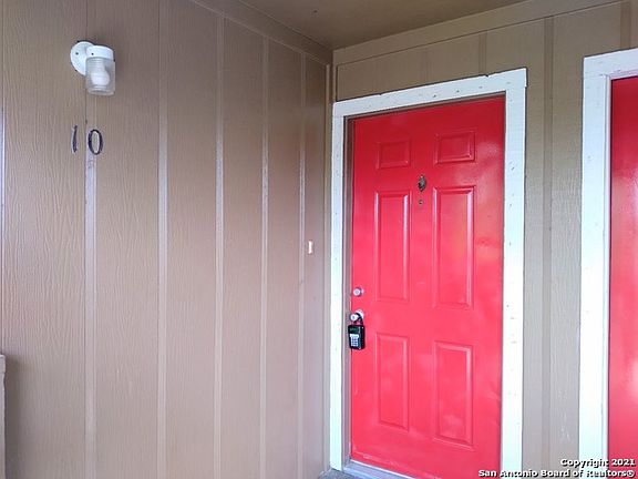 3rd image of 430 Kendalia Ave #10