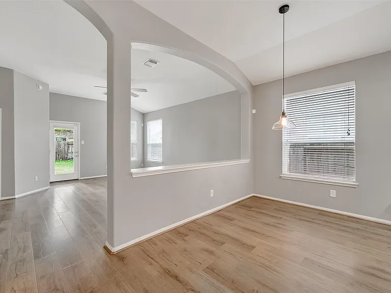 6431 Applewood Forest Dr — Photo 16