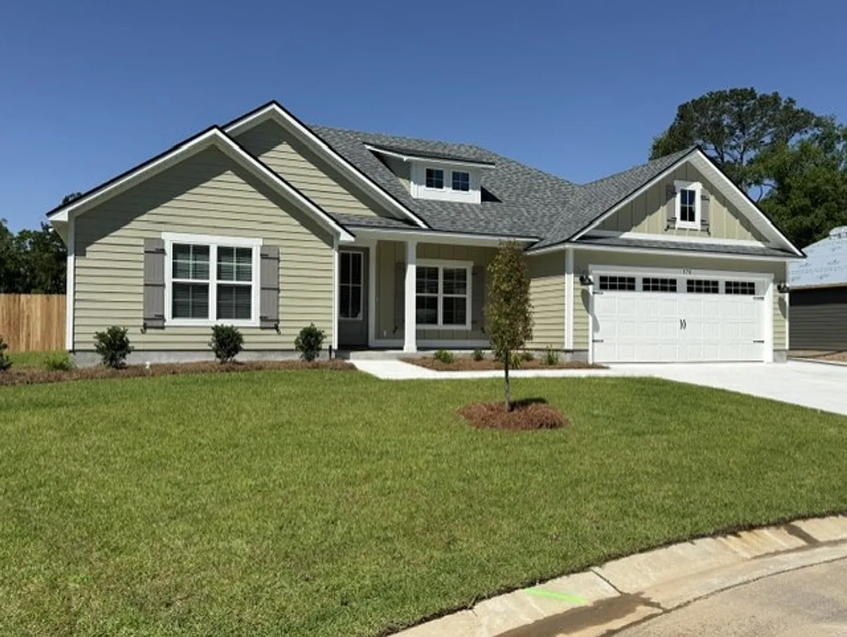 Building Photo - 370 Barry Field Cir
