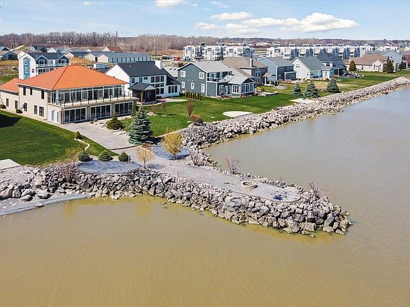 5th image of 2789 S Waterside Ct