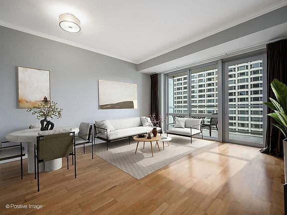 4th image of 160 E Illinois St APT 1604