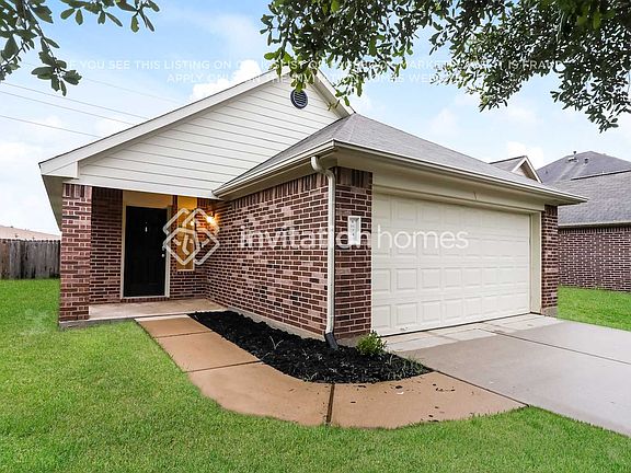 3rd image of 18742 Dennington Dr