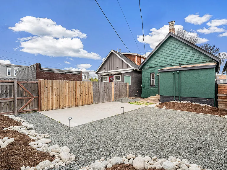 3306 N Gilpin St — Photo 32