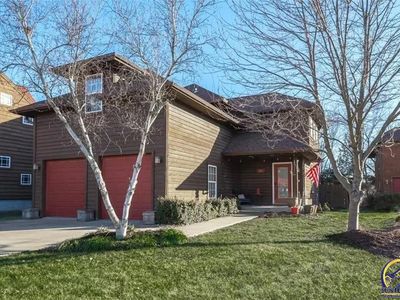 605 Parkside Ct, Baldwin, KS, 66006