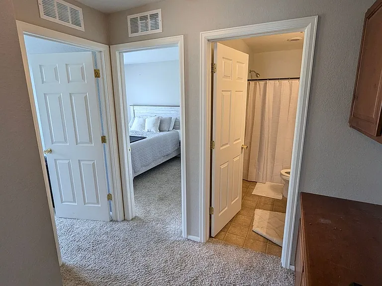 3825 Kenwood Cir — Photo 17
